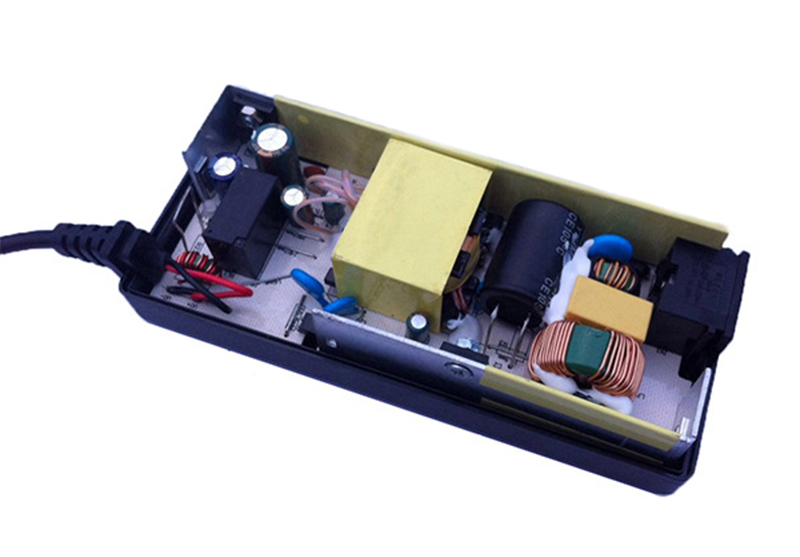 18065 battery charger 12.6v