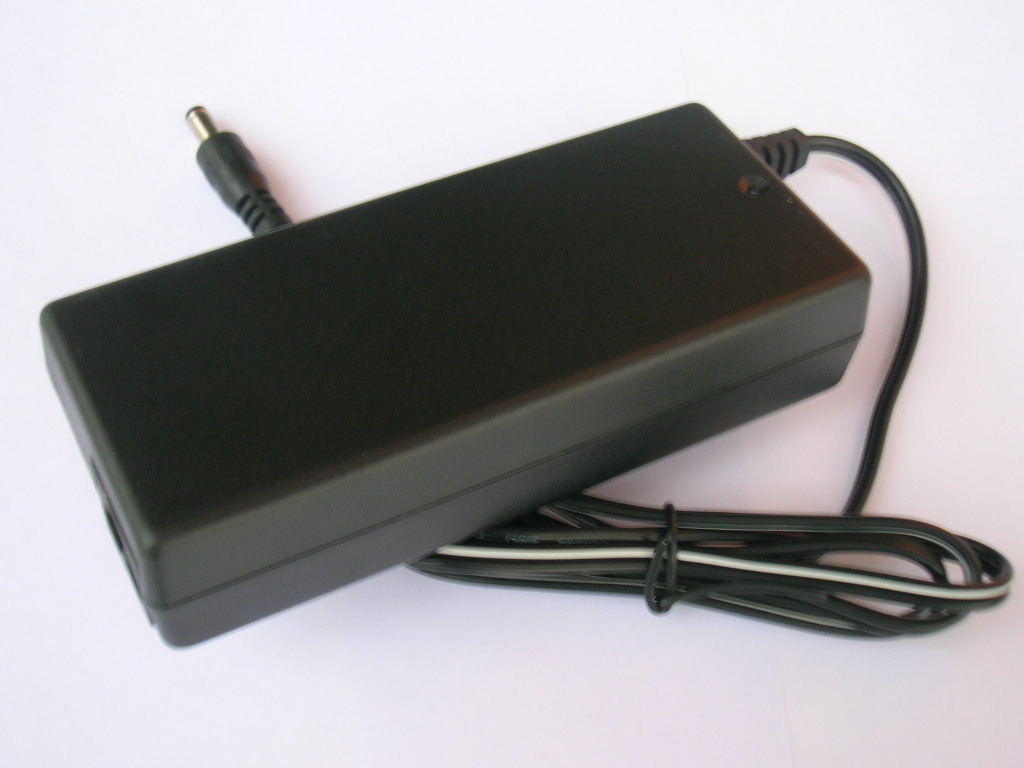 Laptop adapter 19V3.15A