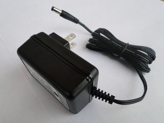 Switching power adapter 12V2A UL