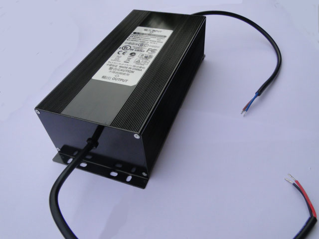 IP67 LED driver 36V4.6A 