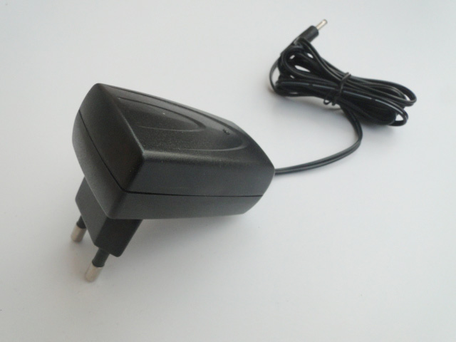 Switching power adapter 5V1.5A CE 