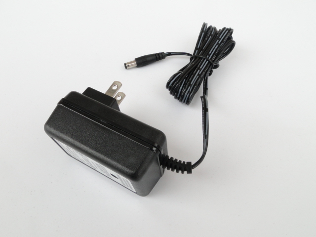 Switching adapter 15V1A UL PSE