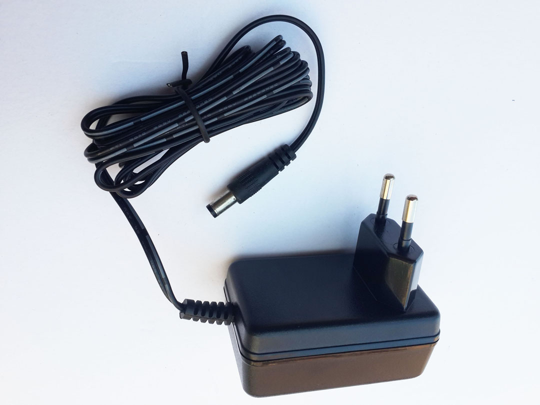 ac adapter 5V 2A GS/CE
