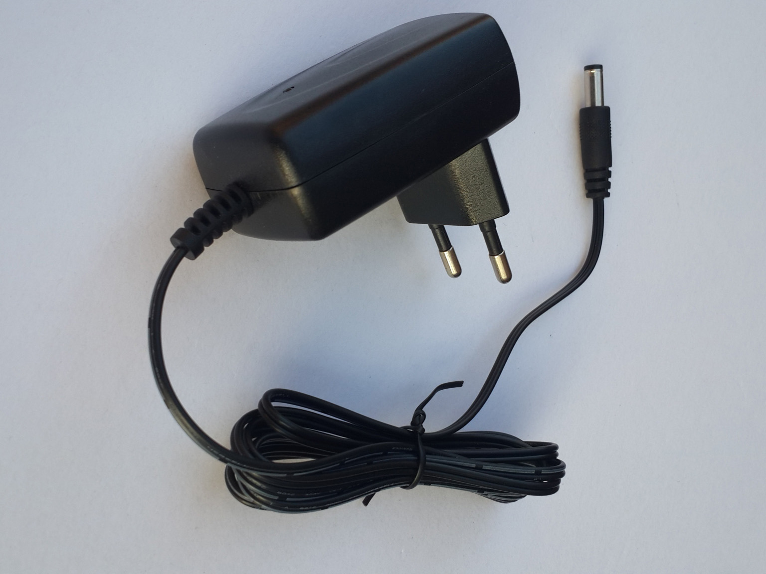 Smart Li-ion 8.4V 0.5A charger CE approval