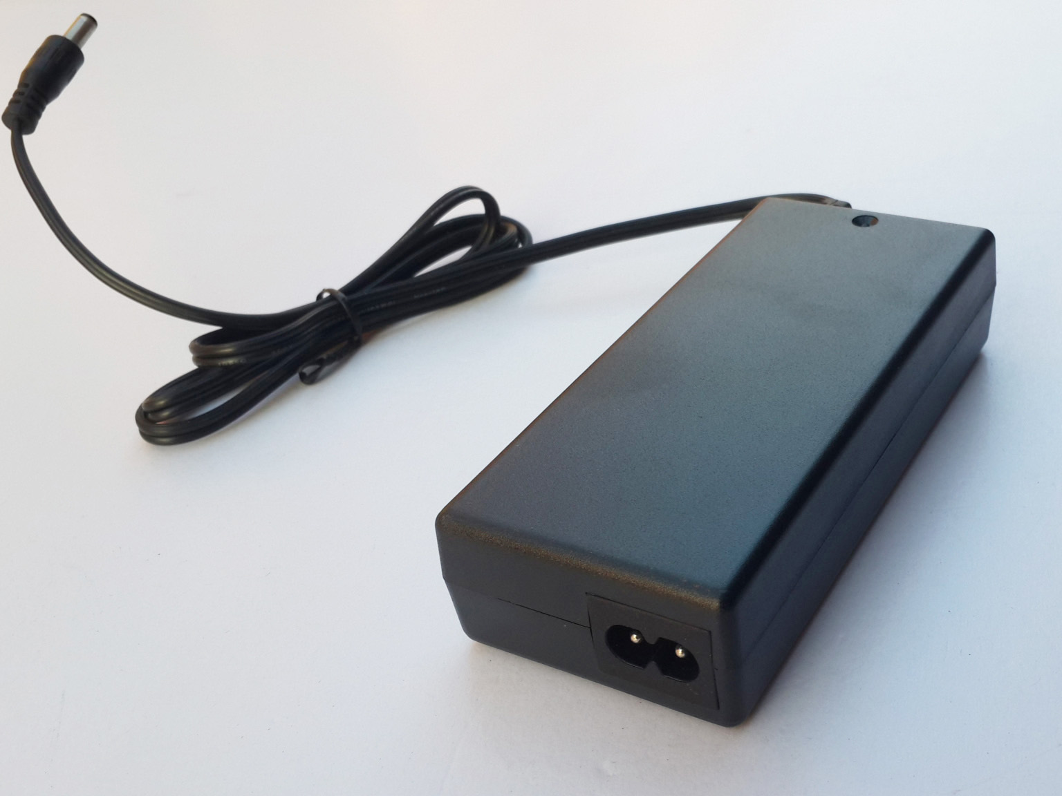 lithium polymer battery charger 12.6V 5A