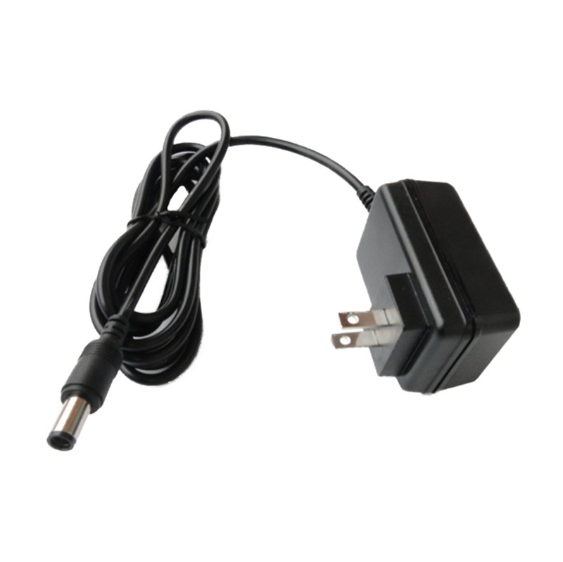 Universal AC adapter